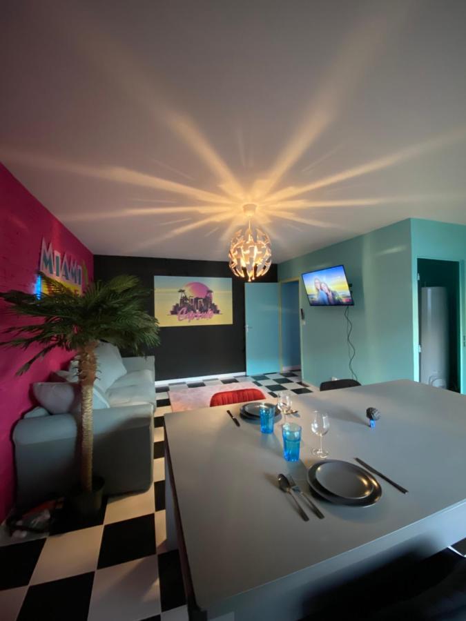 Capsule Miami Vice - Jacuzzi - Billard - Ecran Cinema & Netflix - Ping-Pong - Nintendo & Jeux- Liévin Zewnętrze zdjęcie